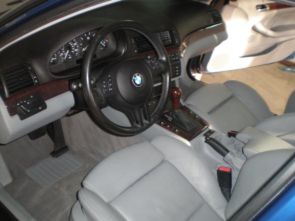 BMW 325