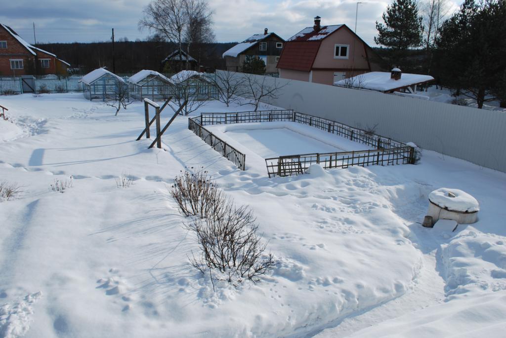 бассейн