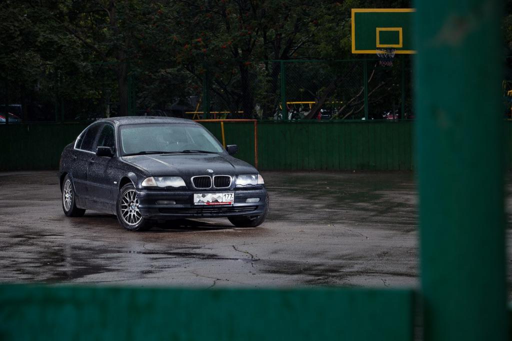 Бричка 323 '99