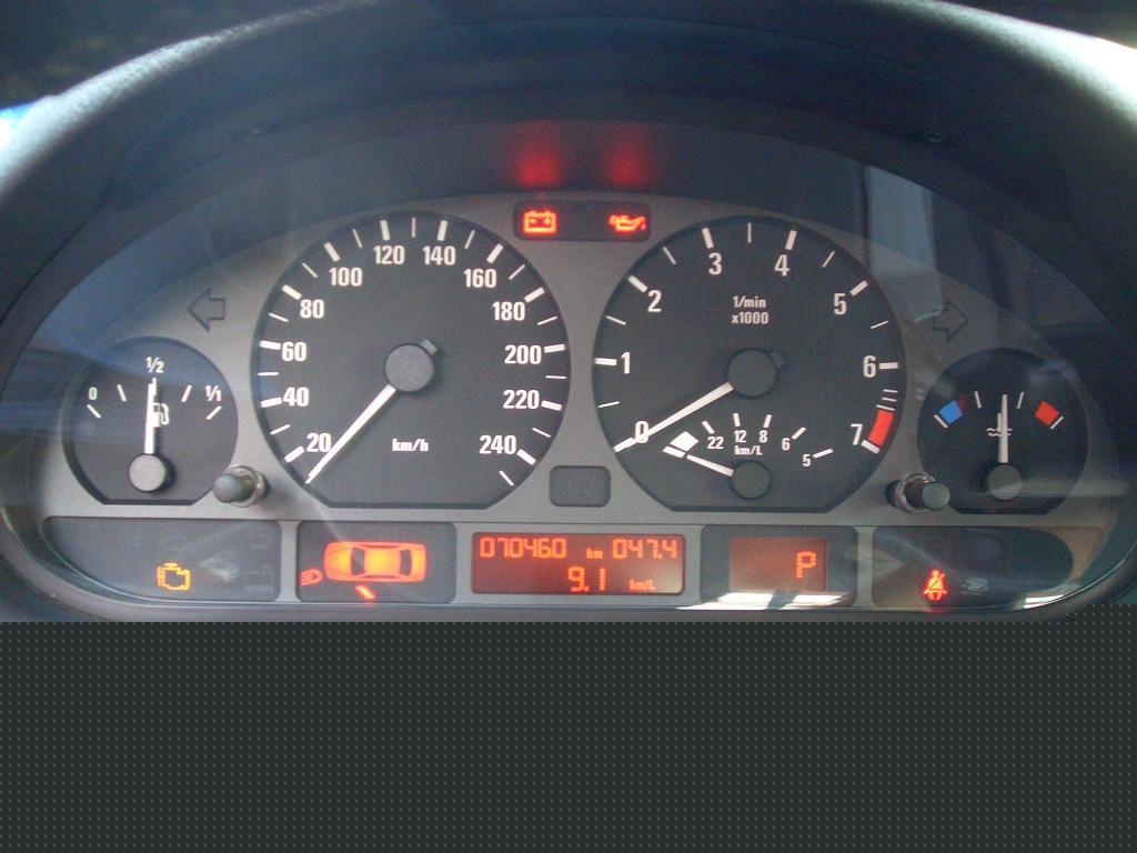BMW 320i 6