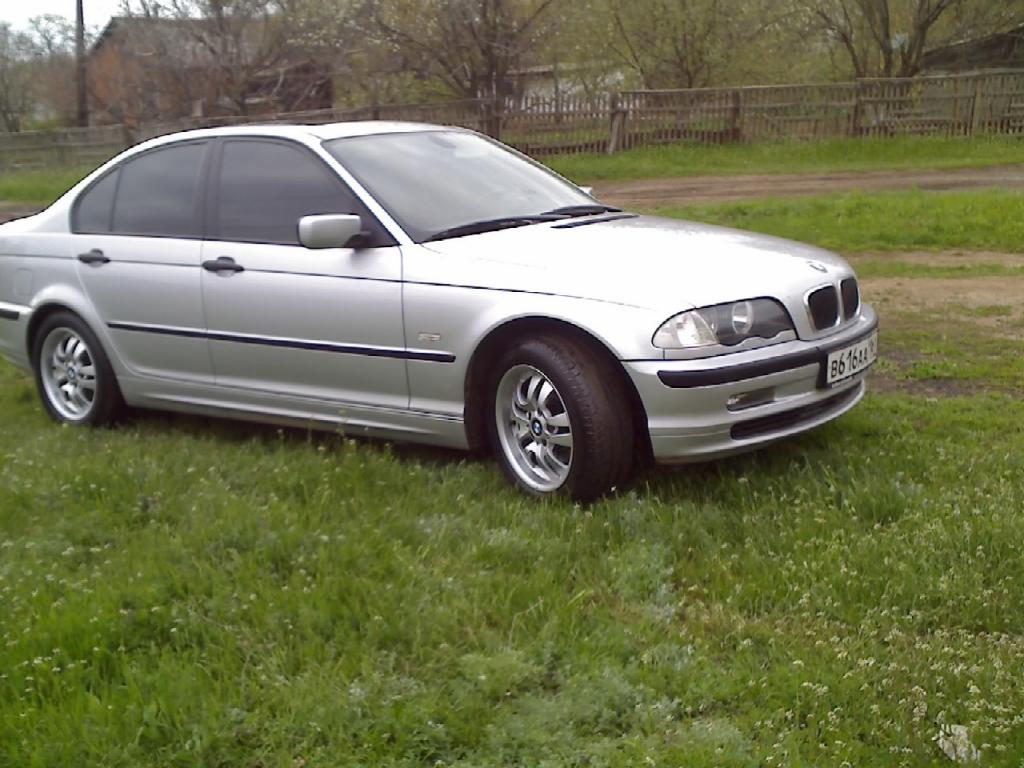 БМВ с колесами от Е90