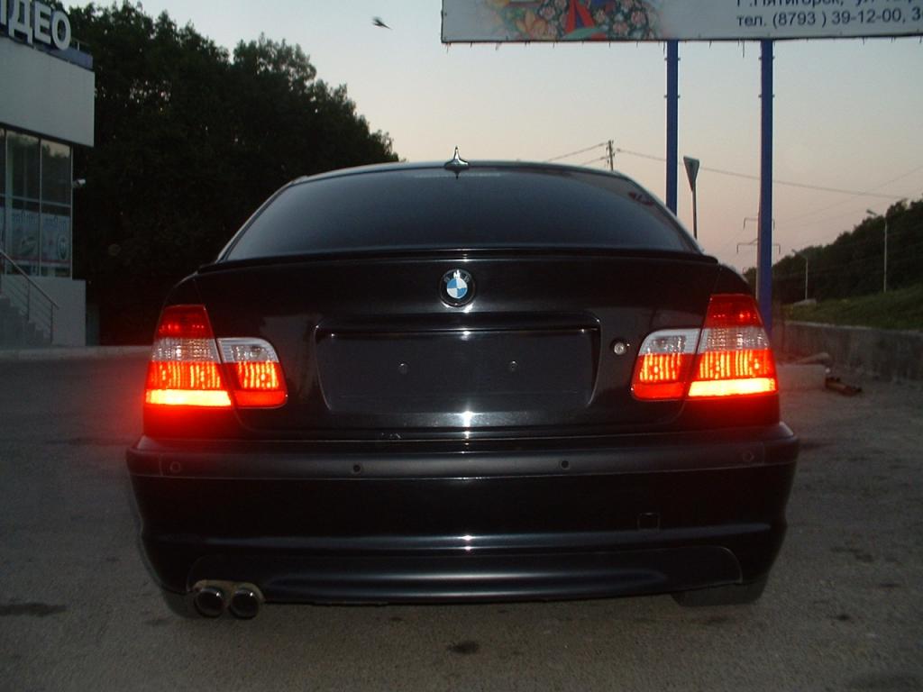 330i M-package