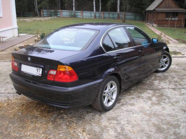 sedan1