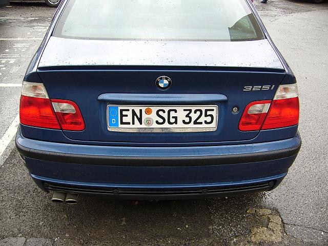 А эта немного помощнее, и со сполером, но все ненавящего.