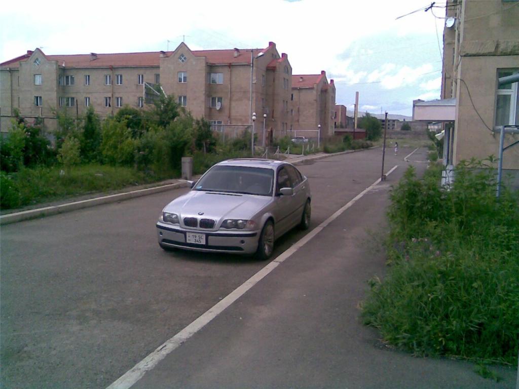 325i